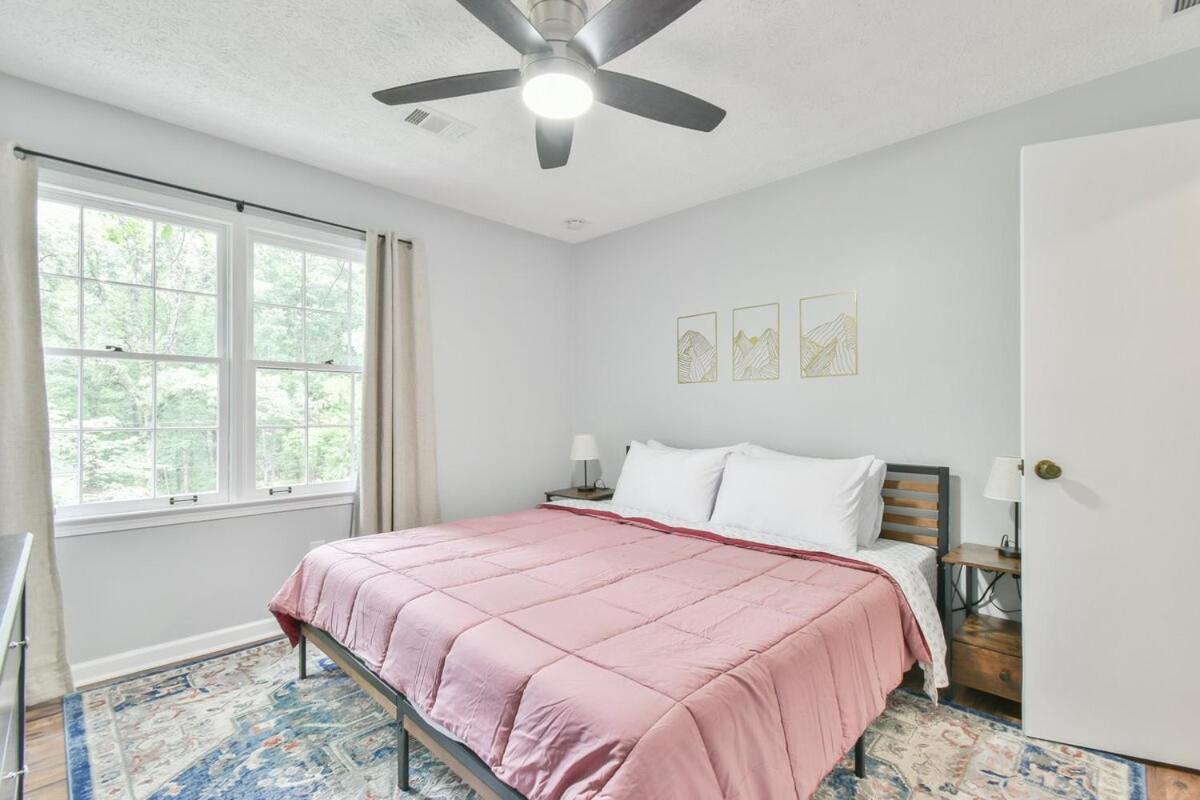 Cozy Home With Arcade, Ping Pong & Fenced Backyard Lawrenceville Ngoại thất bức ảnh