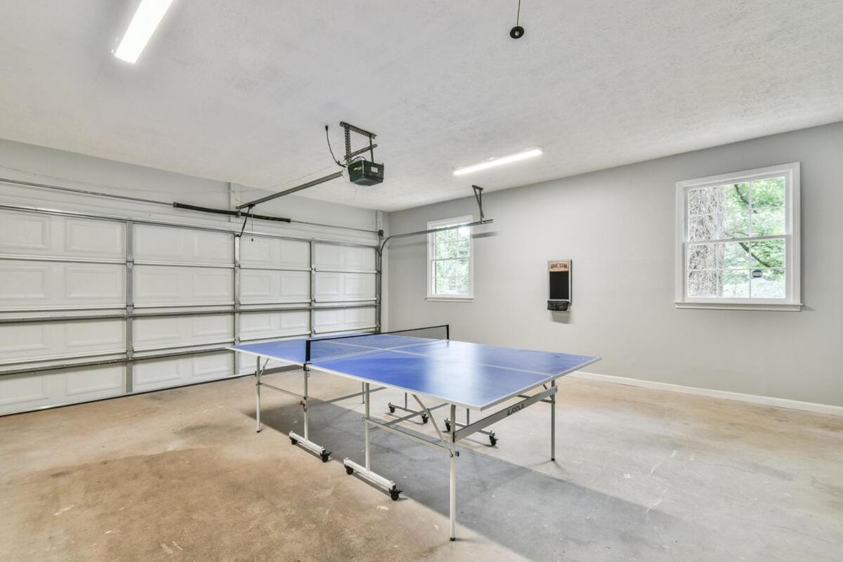 Cozy Home With Arcade, Ping Pong & Fenced Backyard Lawrenceville Ngoại thất bức ảnh